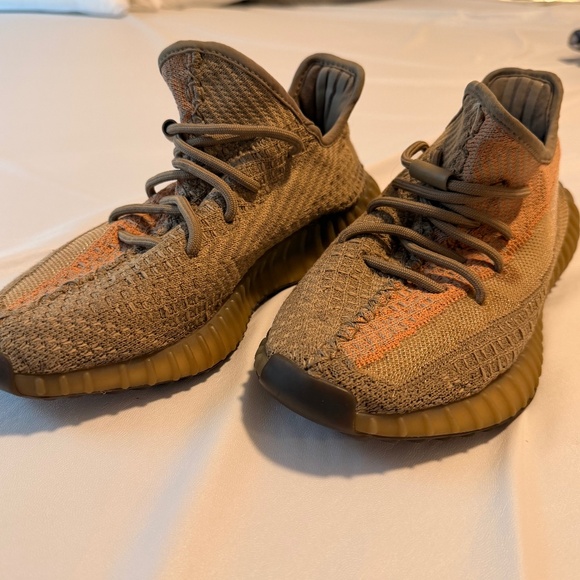 adidas Yeezy Boost 350 V2 | Sand Taupe | Size 7 - Picture 1 of 5